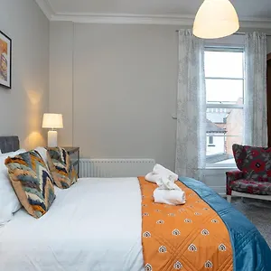  Apartment Queens Large 2 Bdr & 1 Bdr By Breaks